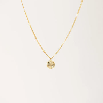 Everly Circle Necklace